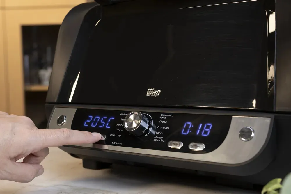 Fritadeira Elétrica Air Fryer WAP Barbecue 12 em 1 com Painel Digital 10L Preto e Cinza - 10